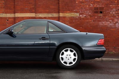 Lot 110 - 1996 Mercedes-Benz SL 320