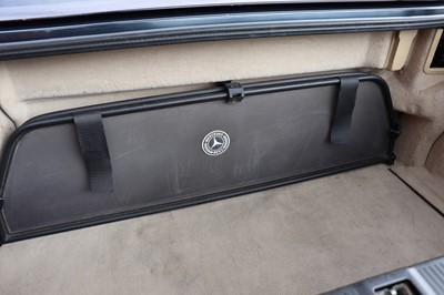 Lot 110 - 1996 Mercedes-Benz SL 320