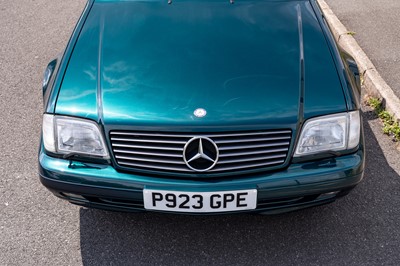 Lot 36 - 1996 Mercedes-Benz SL 320
