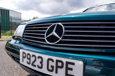 Lot 36 - 1996 Mercedes-Benz SL 320