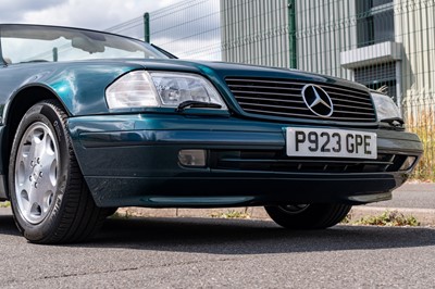 Lot 36 - 1996 Mercedes-Benz SL 320
