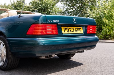 Lot 36 - 1996 Mercedes-Benz SL 320