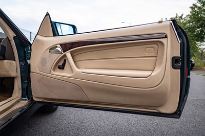 Lot 36 - 1996 Mercedes-Benz SL 320