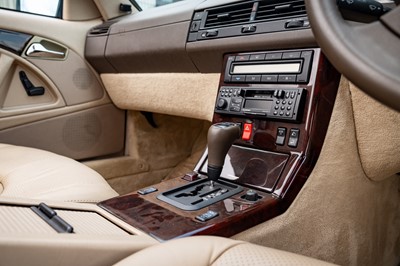 Lot 36 - 1996 Mercedes-Benz SL 320