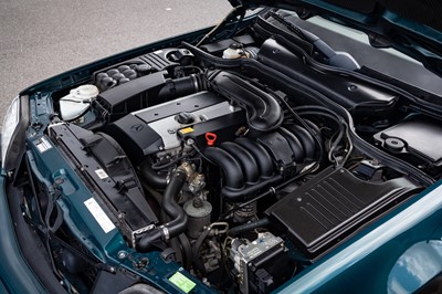 Lot 36 - 1996 Mercedes-Benz SL 320