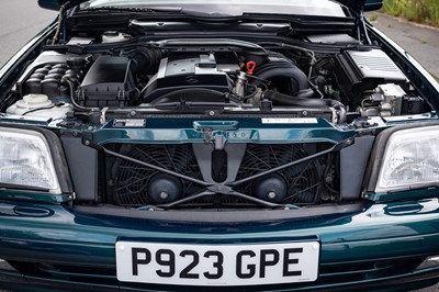 Lot 36 - 1996 Mercedes-Benz SL 320