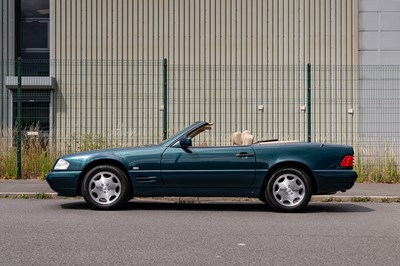Lot 36 - 1996 Mercedes-Benz SL 320