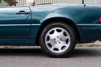 Lot 36 - 1996 Mercedes-Benz SL 320