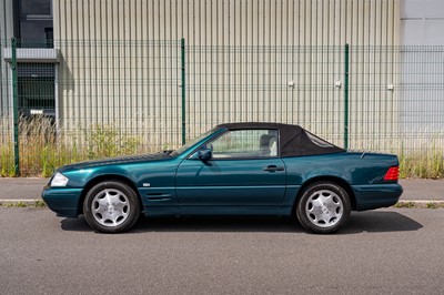 Lot 36 - 1996 Mercedes-Benz SL 320