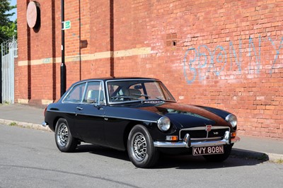 Lot 122 - 1974 MG B GT V8