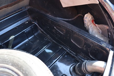 Lot 122 - 1974 MG B GT V8