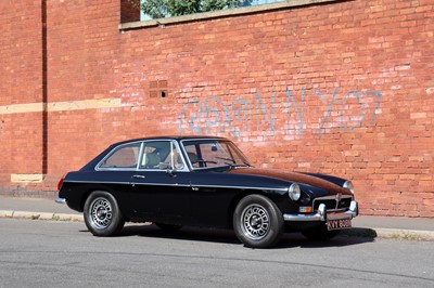Lot 122 - 1974 MG B GT V8