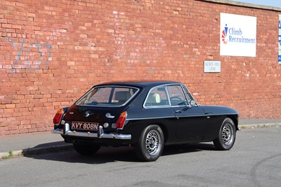 Lot 122 - 1974 MG B GT V8