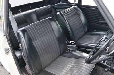 Lot 13 - 1973 BMW 2002 Baur Cabriolet