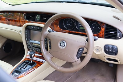 Lot 94 - 2009 Jaguar XJ Executive TDVI