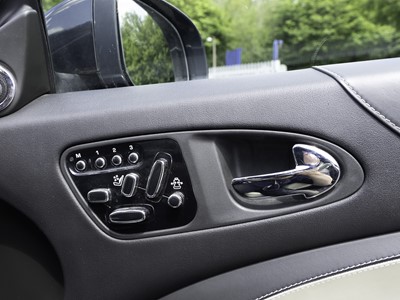 Lot 31 - 2013 Jaguar XKR 5.0 Convertible