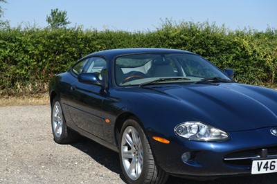 Lot 119 - 1999 Jaguar XK8 4.0 Coupe