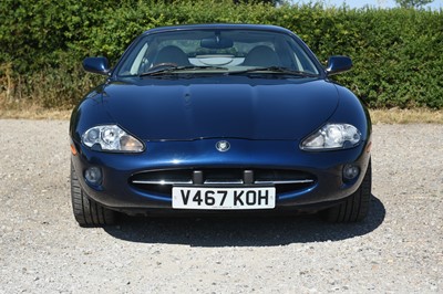 Lot 119 - 1999 Jaguar XK8 4.0 Coupe