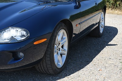 Lot 119 - 1999 Jaguar XK8 4.0 Coupe