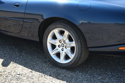 Lot 119 - 1999 Jaguar XK8 4.0 Coupe
