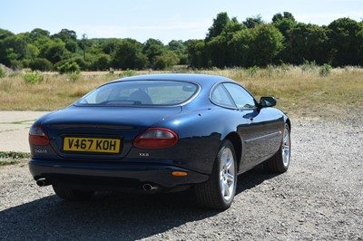 Lot 119 - 1999 Jaguar XK8 4.0 Coupe