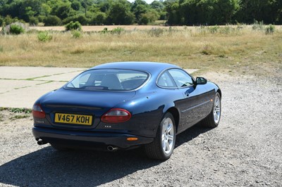 Lot 119 - 1999 Jaguar XK8 4.0 Coupe
