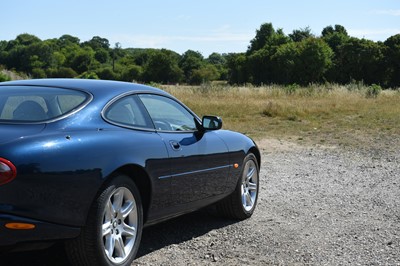 Lot 119 - 1999 Jaguar XK8 4.0 Coupe