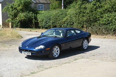 Lot 119 - 1999 Jaguar XK8 4.0 Coupe