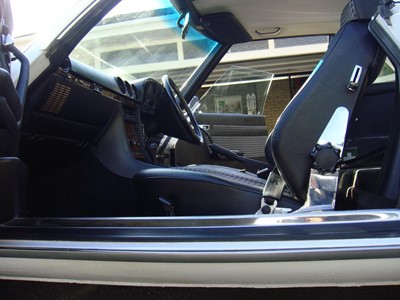 Lot 75 - 1988 Mercedes-Benz 420 SL