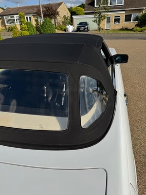 Lot 75 - 1988 Mercedes-Benz 420 SL