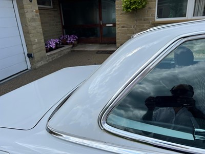 Lot 75 - 1988 Mercedes-Benz 420 SL