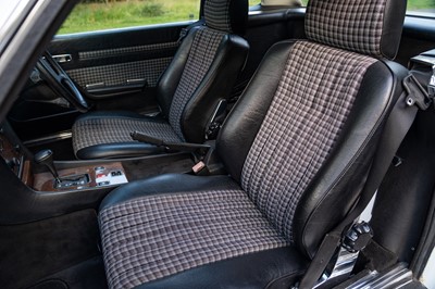 Lot 75 - 1988 Mercedes-Benz 420 SL