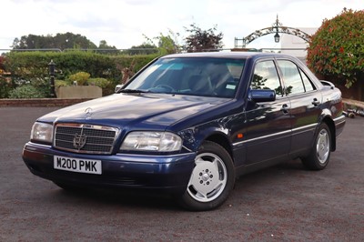 Lot 52 - 1994 Mercedes-Benz C250D