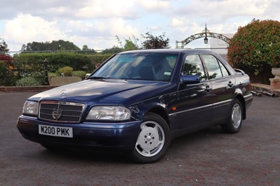 Lot 52 - 1994 Mercedes-Benz C250D