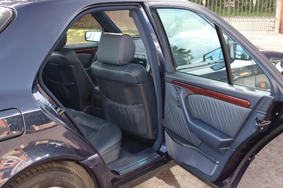 Lot 52 - 1994 Mercedes-Benz C250D