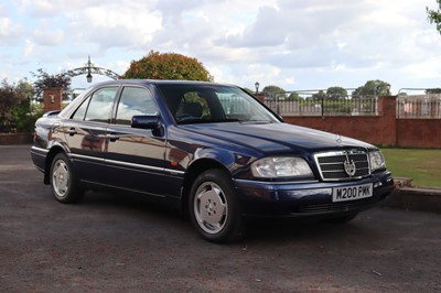 Lot 52 - 1994 Mercedes-Benz C250D