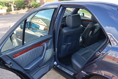 Lot 52 - 1994 Mercedes-Benz C250D