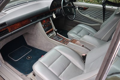 Lot 79 - 1990 Mercedes-Benz 560 SEC