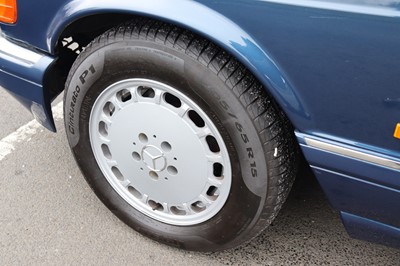Lot 79 - 1990 Mercedes-Benz 560 SEC
