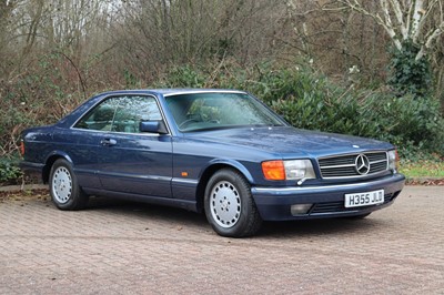 Lot 1990 Mercedes-Benz 560 SEC