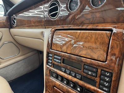 Lot 27 - 1998 Rolls-Royce Silver Seraph