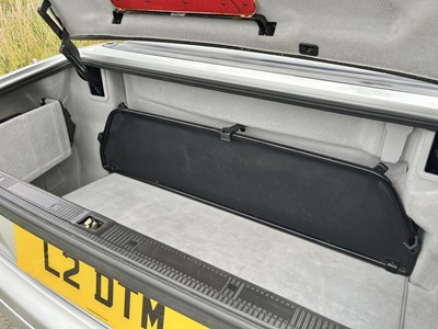 Lot 32 - 1999 Mercedes-Benz SL 320