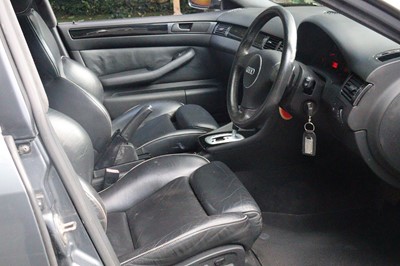 Lot 86 - 2003 Audi RS6 Avant