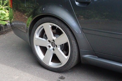 Lot 86 - 2003 Audi RS6 Avant