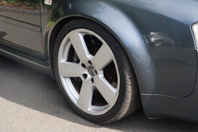 Lot 86 - 2003 Audi RS6 Avant