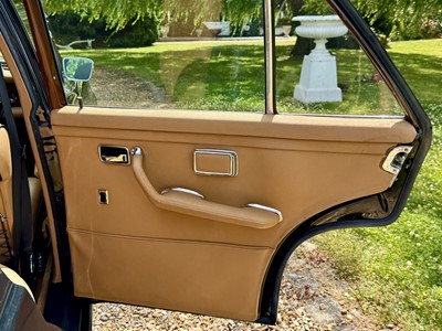 Lot 35 - 1972 Mercedes-Benz 280 SE 3.5