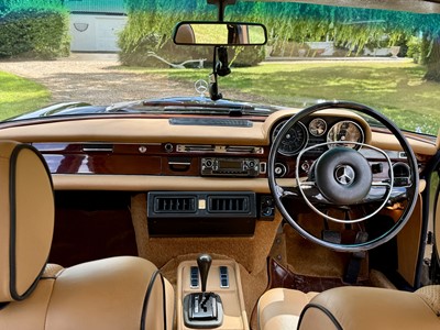 Lot 35 - 1972 Mercedes-Benz 280 SE 3.5