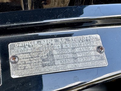 Lot 35 - 1972 Mercedes-Benz 280 SE 3.5