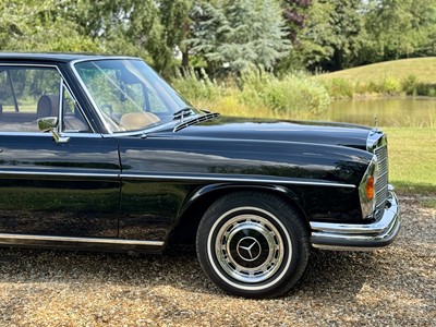 Lot 35 - 1972 Mercedes-Benz 280 SE 3.5