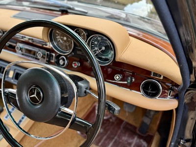 Lot 35 - 1972 Mercedes-Benz 280 SE 3.5